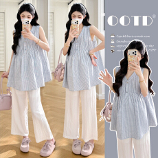 批发实拍2026夏季新款孕妇V领蓝格宽松娃娃衫上衣