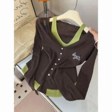 批发拼色假两件V领彩虹小马针织<b class='q'>开衫</b>女秋季氛围感超漂亮修身长袖上衣