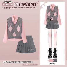 批发粉色菱格马甲背心女秋<b class='q'>冬</b>季毛衣针织学院风叠穿衬衫百褶短裙jk制服