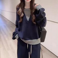 批发大码<b class='q'>女装</b>胖MM法式慵懒条纹假两件针织衫女秋冬季宽松<b class='q'>休闲</b>长袖上衣