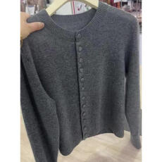 批发<b class='q'>韩版</b>简约针织开衫毛衣外套<b class='q'>大码</b>女装2025年秋冬季圆领外搭上衣灰色