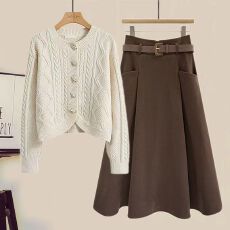 深秋装搭配一整套女2025新款胖mm小清新麻花毛衣开衫半身裙两件套