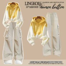 批发韩系<b class='q'>工装</b>风套装女冬季学院风连帽卫衣阔腿裤减龄百搭高级感两件套