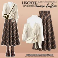 批发<b class='q'>大码</b>秋冬气质套装裙女韩系V领针织衫打底衫高腰格子半身裙三件套