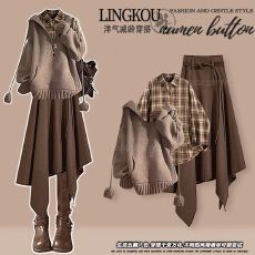 批发<b class='q'>大码</b>秋季气质套装女连帽卫衣格子打底衫搭复古不规则半身裙三件套