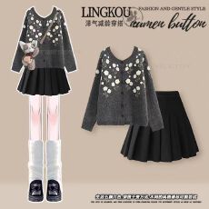 批发Y16015202#<b class='q'>秋</b>季学院风套装女碎花针织开衫搭显瘦百褶短裙两件套