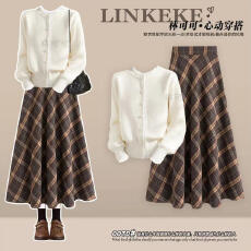 批发韩版<b class='q'>秋</b>冬休闲风气质简约针织衫搭通勤复古时尚格纹半身裙两件套装