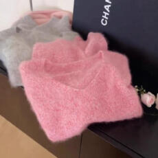 批发2025秋季新款温柔风V领软糯毛衣女秋季独特别致绝美针织衫上衣