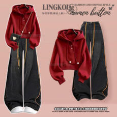 批发大码秋季高级感<b class='q'>套装</b>女慵懒风减龄红色连帽卫衣搭显瘦<b class='q'>牛仔</b>裤两件套