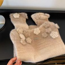 批发秋冬季温柔风小个子如软糯修身显瘦设计感<b class='q'>针织衫</b>毛衣气质上衣