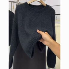 批发圆领软糯套头<b class='q'>针织衫</b>女秋冬2025年新款宽松显瘦毛衣复古慵懒风上衣