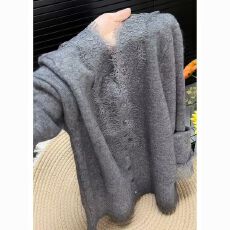 批发轻奢蕾丝拼接V领灰色针织衫女2025秋冬高级感别致内搭<b class='q'>打底衫</b>上衣