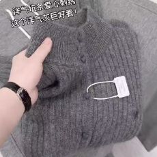 批发韩系设计感半高领针织衫女秋<b class='q'>冬</b>2025新款洋气刺绣爱心纽扣长袖毛衣