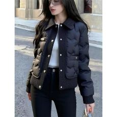 批发小个子设计感棉服女<b class='q'>短款</b>冬季新款气质显瘦时髦轻薄翻领独特外套潮