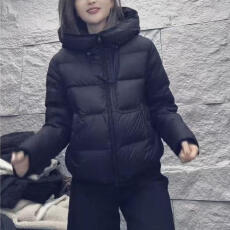 批发2025秋冬季新款流行时尚穿搭<b class='q'>休闲</b><b class='q'>韩版</b>宽松显瘦百搭保暖连帽棉服女