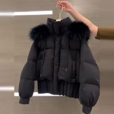 批发2025新款秋冬时髦高级感大毛领黑色棉衣面包棉服显瘦短款外套女