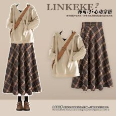 批发学院慵懒风女秋冬季2025年套装宽松上衣搭配经典格子半身裙两件套