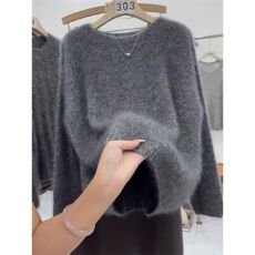 批发2025秋冬新款时尚温柔软糯针织衫女大码胖MM<b class='q'>宽松</b>显瘦简约内搭毛衣