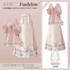 批发粉色甜美蝴蝶结拼接蕾丝针织<b class='q'>毛衣</b>冬季中式改良国风汉元素马面裙女