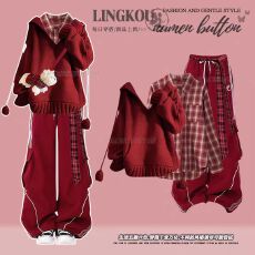 批发大码秋<b class='q'>冬</b>韩系套装女圣诞学院风红色连帽卫衣格子衬衫工装裤三件套