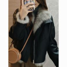 批发韩系时尚小众黑色短款夹克女2025<b class='q'>冬</b>季新款高级感保暖加厚气质外套