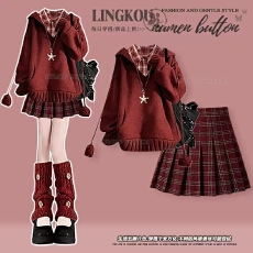 批发秋冬红色圣诞风套装女减龄针织毛衣打底衫格子百褶短裙大码三件套