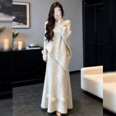 批发<b class='q'>大码</b>秋冬温柔风套装女减龄设计感超好看显瘦针织毛衣半身裙两件套