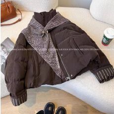 批发皮衣羽绒服披肩女装<b class='q'>短款</b>2025冬季新款设计感小众巨好看高级感外套