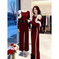 批发圣诞新年战袍红色针织<b class='q'>连衣裙</b>子女装秋冬2026新款超好看毛衣包臀裙