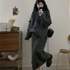 批发大码穿搭女2025秋冬季搭配一整套韩系蝴蝶结灰色毛衣半身裙两件套