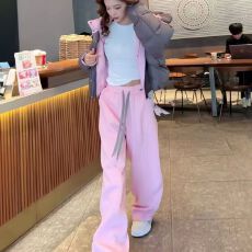 批发独特超好看灰色短款棉服女冬季新款小个子<b class='q'>面包</b>服搭配加厚外套<b class='q'>裤</b>子