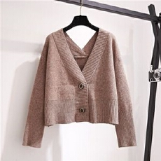 批发秋冬新款大码时尚女装显瘦v领针织毛衣宽松显瘦百搭遮肉气质外套