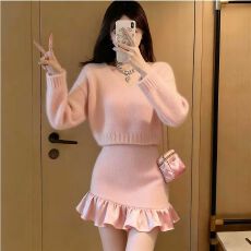 批发秋冬<b class='q'>甜美</b>风套装女减龄软糯温柔V领撞色潮针织毛衣显瘦短裙两件套