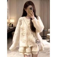 批发温柔风气质软糯花朵针织开衫蓬蓬裙女装2025秋冬新款奶fufu两件套