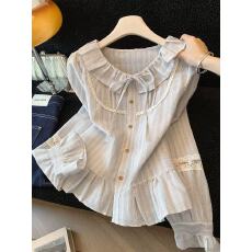 批发<b class='q'>蕾丝</b>边浅蓝色条纹娃娃领正肩衬衫女2026春新款减龄小衫喇叭袖上衣