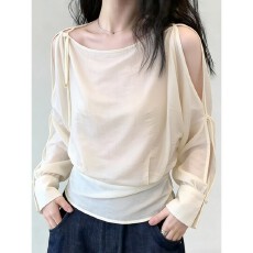 批发白色松弛感露肩<b class='q'>衬衫</b>春季款宽松剪裁显自在透纱纹理添氛围感单品