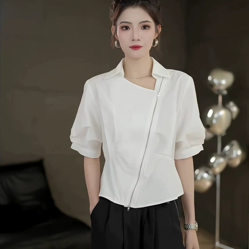 FA34033# 夏季新款白色拉链洋气设计感短袖衬衫女时尚宽松显瘦气质上衣 服裝批發女裝批發服飾貨源
