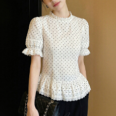 批发夏季圆领洋气白色蕾丝花边波点短袖衬衫女新款法式泡泡袖上衣