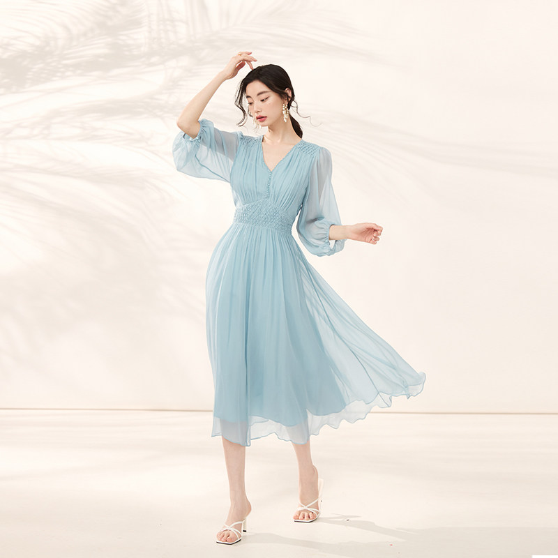 실크 드레스 2026 봄 새로운 프랑스식 부드러운 바람 Chic 허리 수축 롱 스커트 항저우 뽕나무 누에 실크 치마