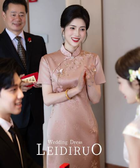 2026 안녕하세요. 엄마 예복 고급 새로운 중식 치파오 결혼 시어머니 로드 중 영 섹션
