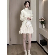 批发野生甜穗设计感加绒流苏短<b class='q'>裙</b>领口钉钻设计冬季连衣<b class='q'>裙</b>