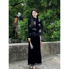 批发新中式国风<b class='q'>套装</b><b class='q'>女</b>流苏马甲长袖上衣巨好看的早秋<b class='q'>套装</b>新款半身裙潮