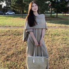 批发披肩<b class='q'>连衣裙</b>套装秋季女法式气质披巾秋装