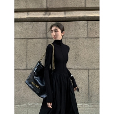 高领针织连衣裙女2025秋冬加厚韩版气质收腰过膝长裙内搭裙子