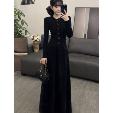 批发黑色千金风套装女2025秋冬气质修身金扣<b class='q'>T</b><b class='q'>恤</b>+高腰丝绒半身裙两件套