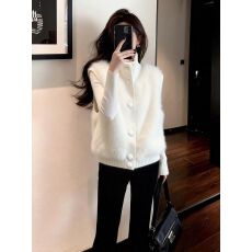 批发软糯温柔风简约随性慵懒松弛感白色马甲女2025<b class='q'>冬</b>立领毛绒毛衣开衫