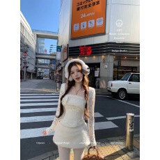 批发Catyears猫年12.19满减+新品95折小羊卷卷~毛毛蕾丝小衫+<b class='q'>半裙</b>