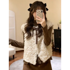 批发法式甜美气质软糯毛绒马甲<b class='q'>外套</b>波点上衣<b class='q'>女装</b>2025秋冬新款休闲套装