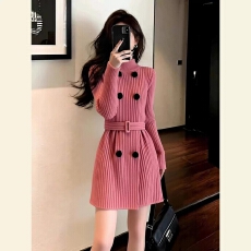 批发出席重要场合的裙子<b class='q'>高端</b>精致小香风气质小个子收腰粉色针织<b class='q'>连衣裙</b>