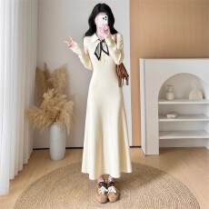 批发法式高级感气质<b class='q'>收腰</b>显瘦内搭连衣长裙秋冬韩系百搭打底修身长裙子